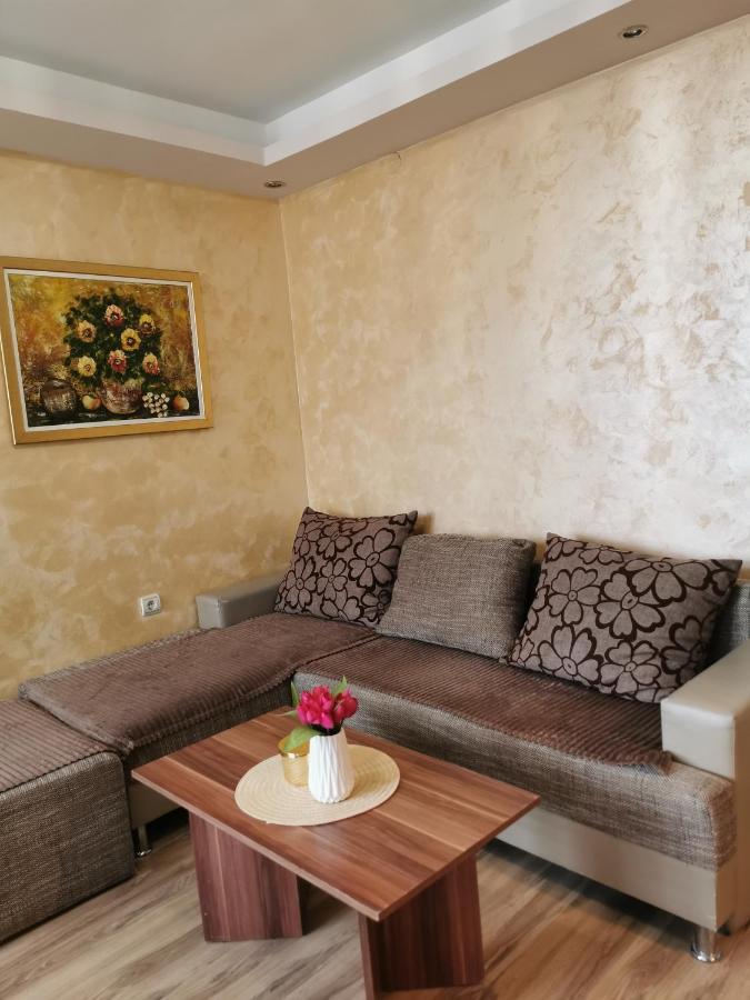 Apartment Ruza Kladovo Exterior photo